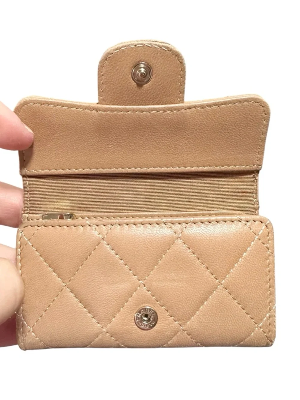 Chanel Tan Quilted Lambskin Leather Flap Card & Key Holder with Box & COA - Picture 6 of 14